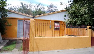 Casa en Venta con Amplio Patio y Antejardín sector Diego Silva