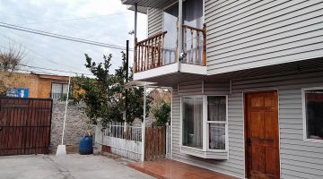 Gran Casa de Esquina 4D 3B EST y Amplio Patio – Quinta Normal