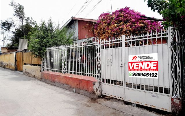 Amplia Casa en Venta 4D 1B, EST y Patio – Comuna de Lo Espejo