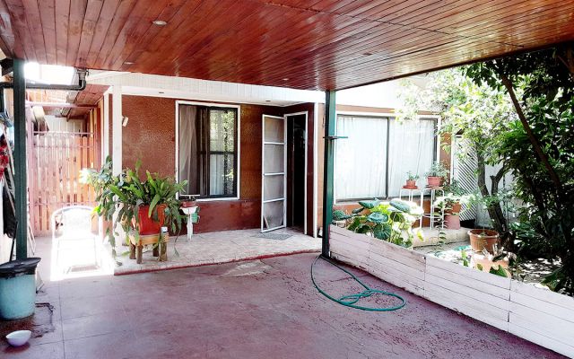 Amplia Casa Familiar 3D 1B EST y Gran Patio – Independencia