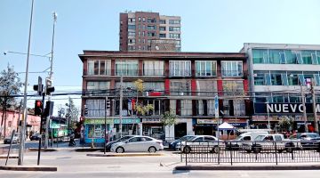 Amplio y Clásico Departamento 110m2, 4D 3B, EST – Metro Hospitales